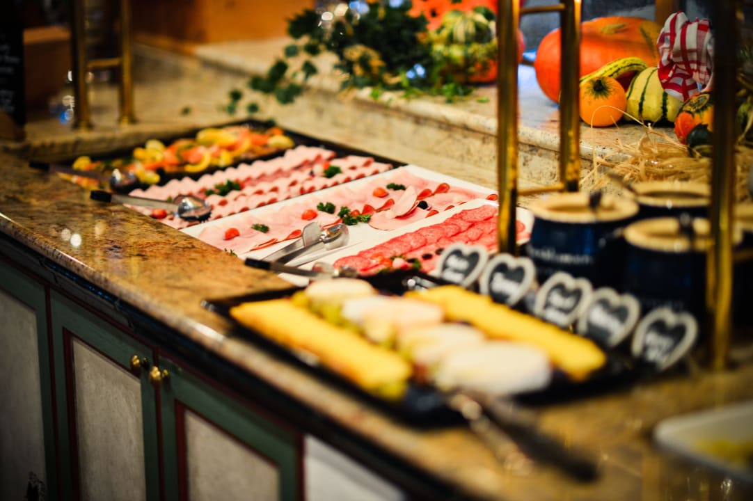 Frühstücksbuffet Tradition Julen Hotel