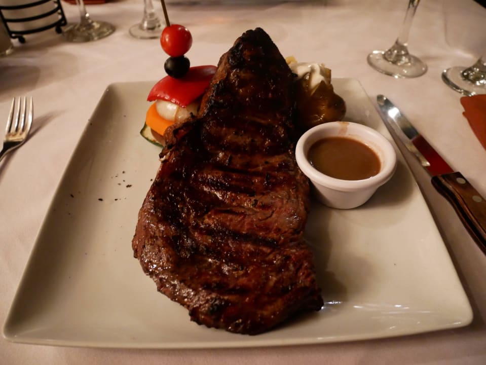 Steak Meliá Caribe Beach Resort-All Inclusive