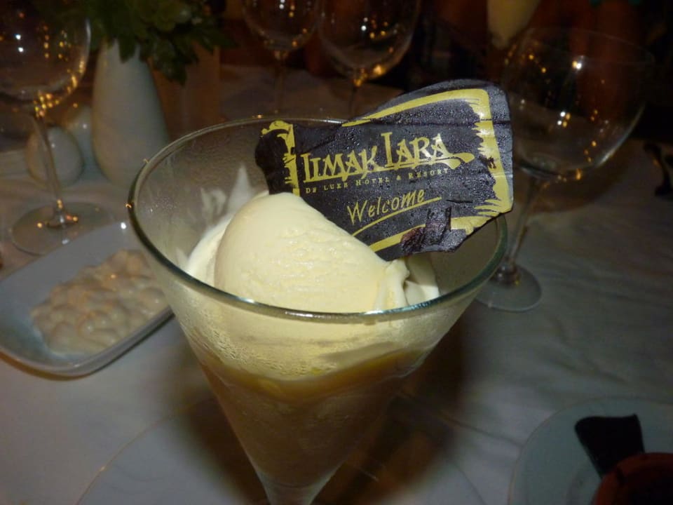 Nachtisch im á la carte Limak Lara Deluxe Hotel & Resort