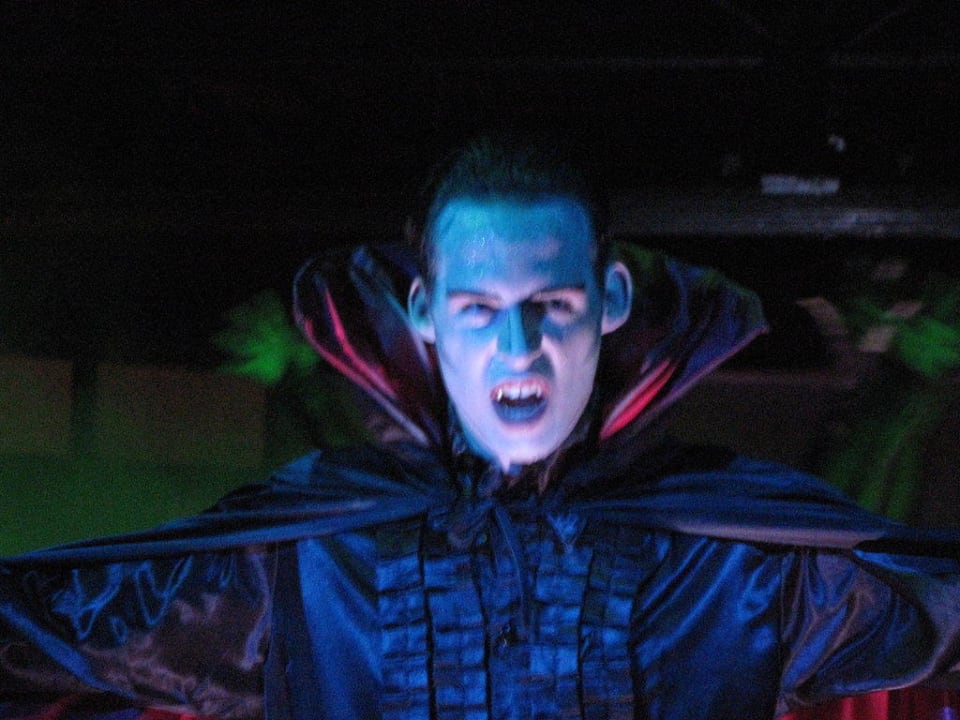 Graf von Krolok Golden Beach Resort