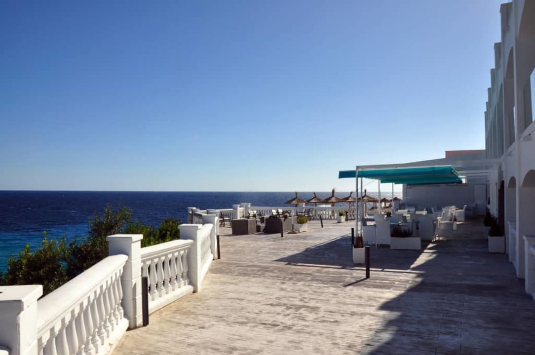 Taras hotelowy z barem  ICON Valparaiso - Adults Only