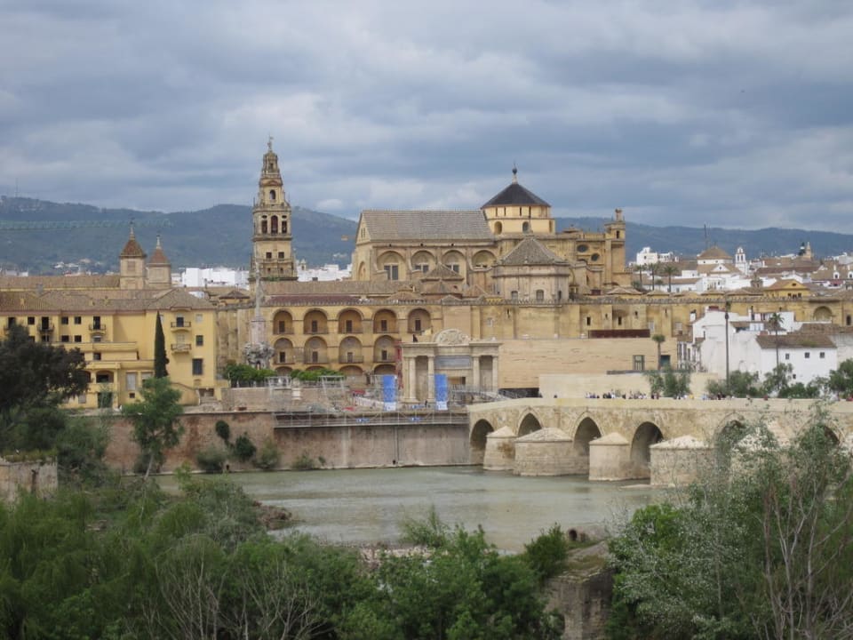 Mezquita und Puente Romano Hesperia Córdoba