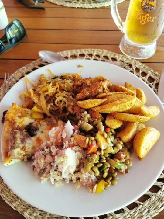 Gastro Filitheyo Island Resort
