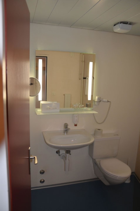 Bad Zimmer 223 Hotel Alpin Sherpa