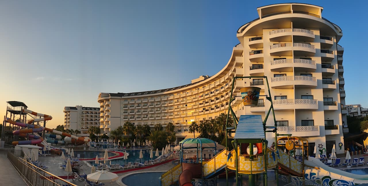 Außenansicht Calido Maris Hotel