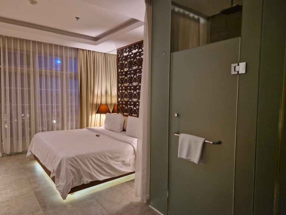 Zimmer Segara Village Hotel