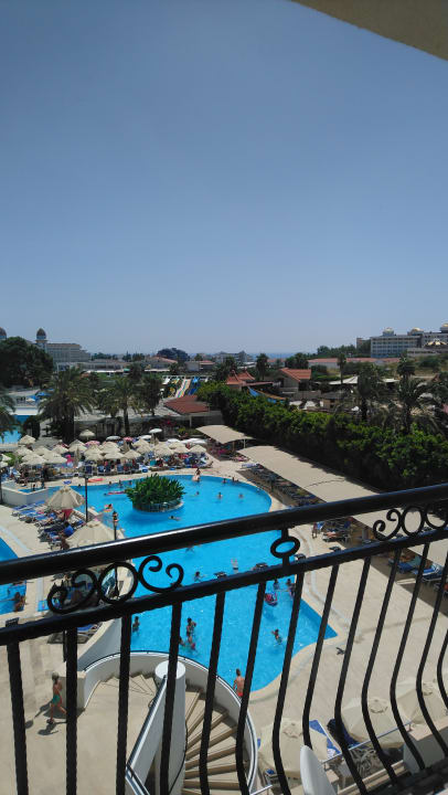 Ausblick Serenis Hotel