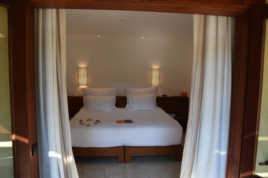 Zimmer im 300 Block Hillside Beach Club