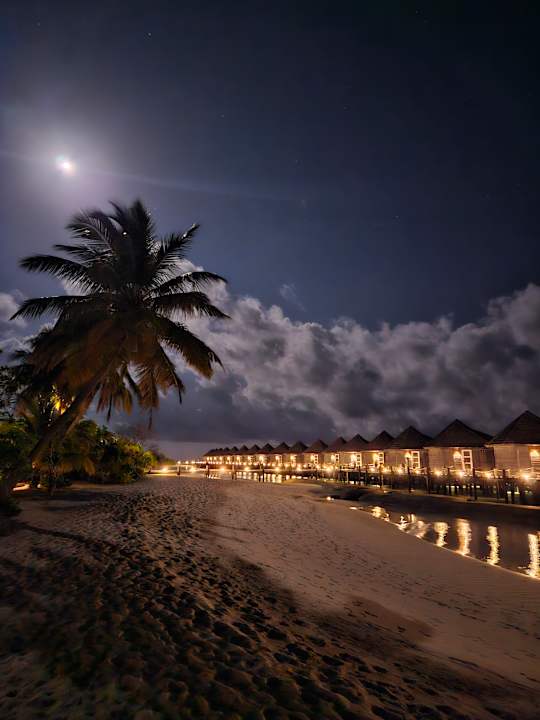 Außenansicht Kuredu Island Resort & Spa