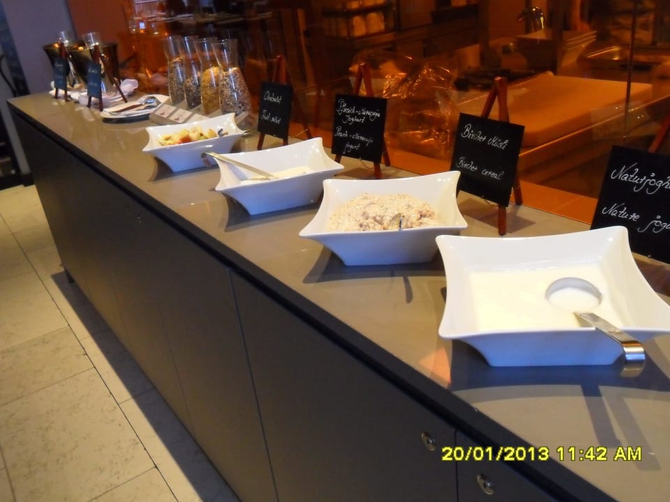 Frühstücksbuffet Hotel Indigo Berlin - Ku'damm