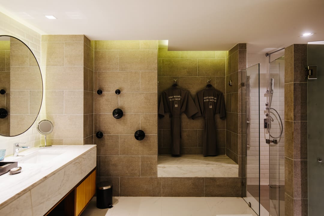 Zimmer Cross Chiang Mai Riverside