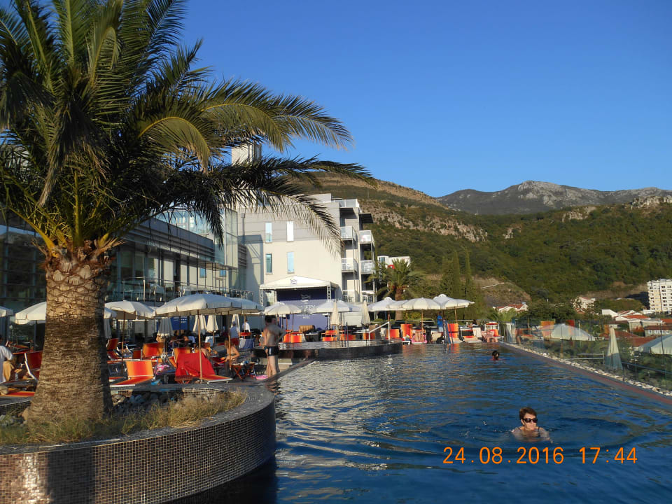 Pool Eurostars Queen of Montenegro