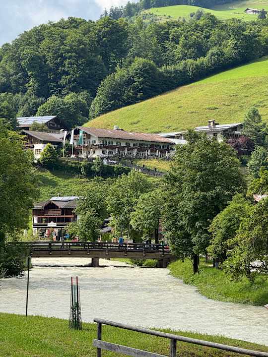 Außenansicht Berghotel Rehlegg