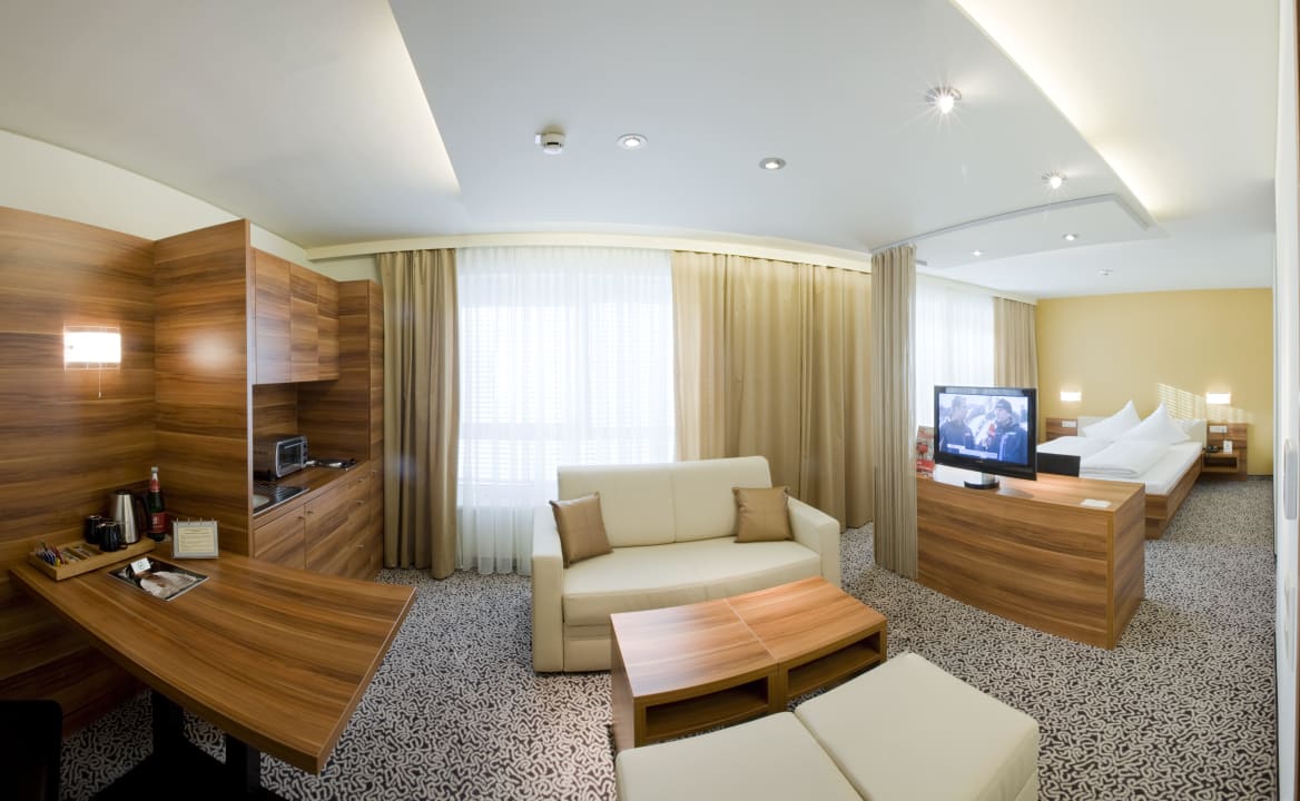 Superiour B Hotel Süd art