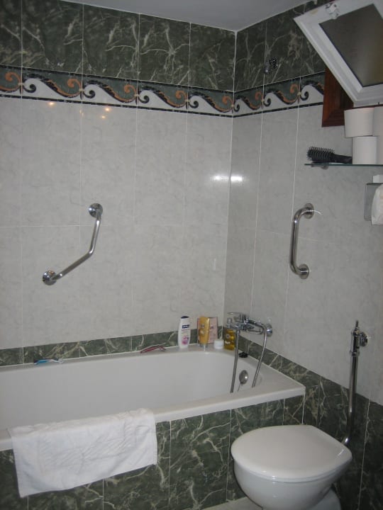 Unser Bad Zimmer 303 Bull Escorial & Spa