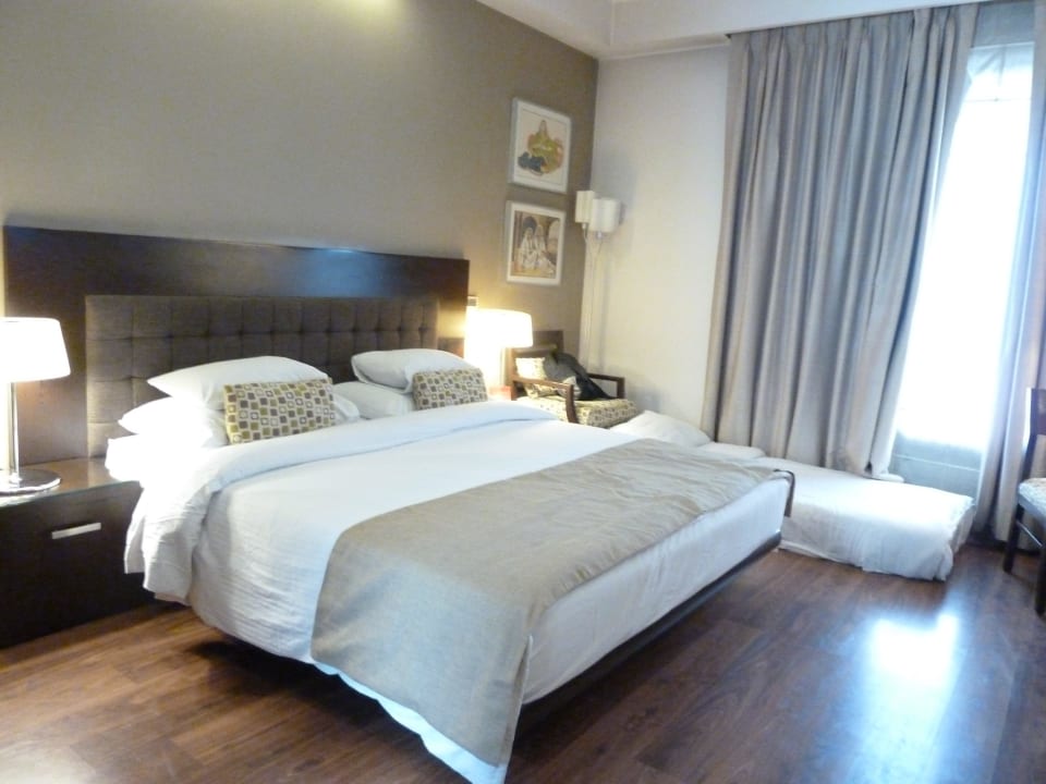 Unser zimmer mit Extrabett Hotel The Amber