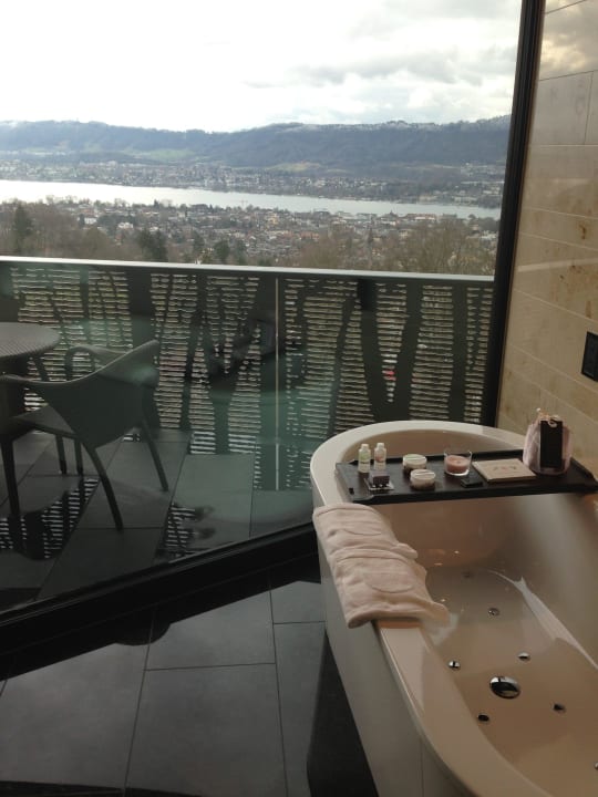 Badewanne mit wundervollem Ausblick The Dolder Grand