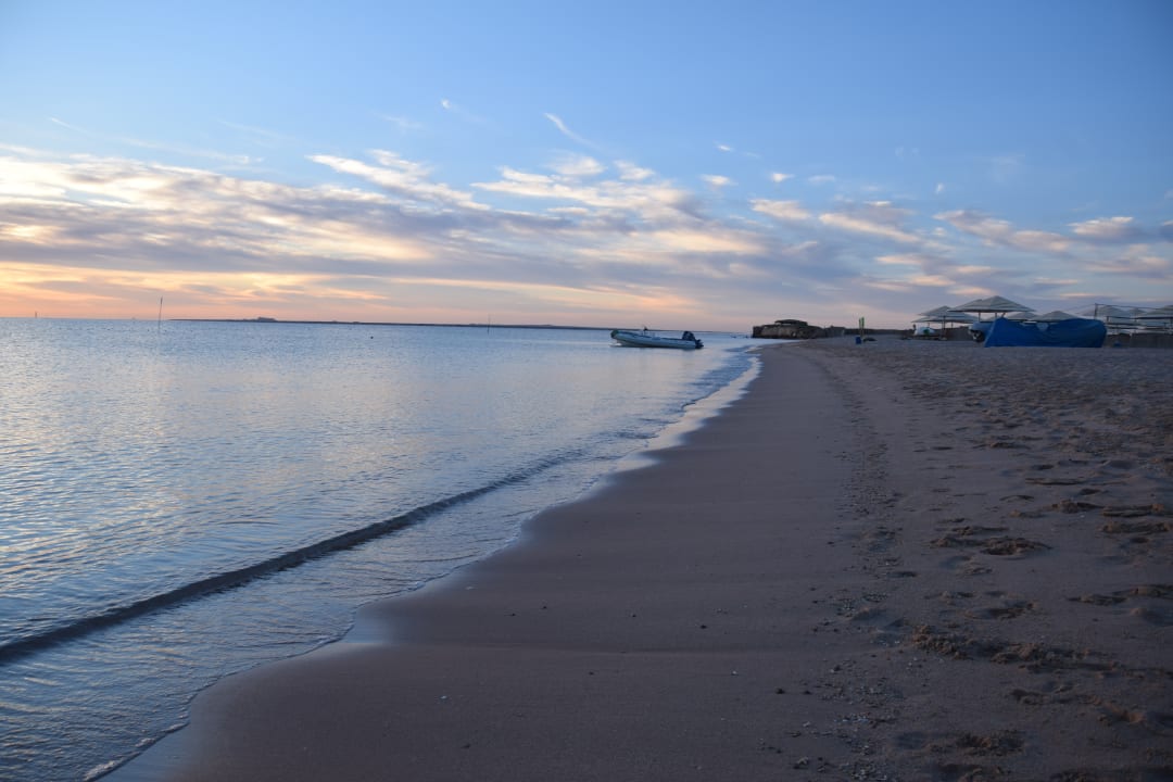 Strand Menaville Safaga
