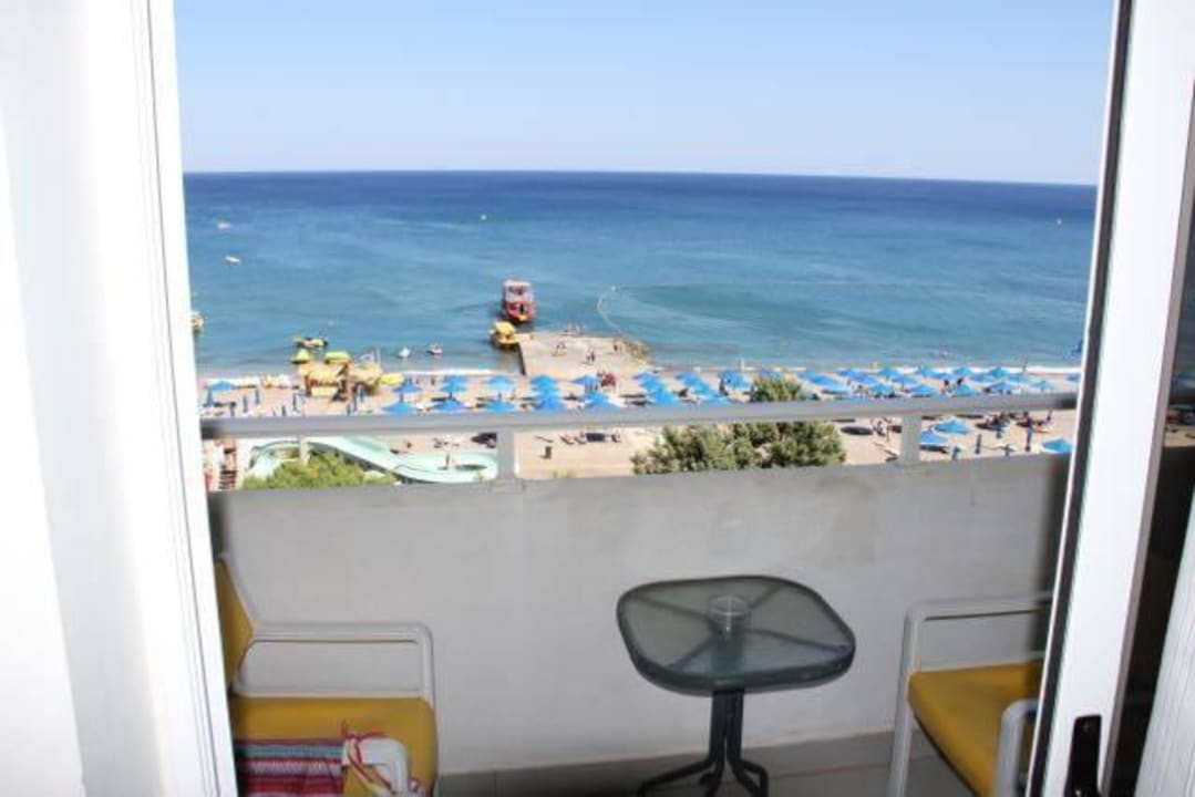 Widok z pokoju Esperides Beach Resort