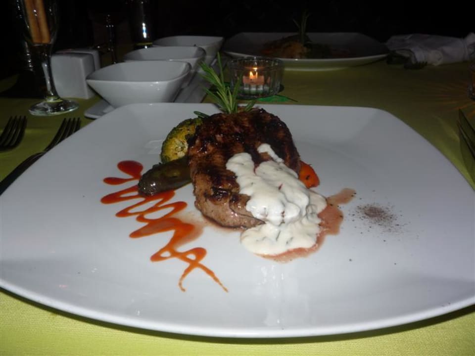 Steak Gorgonzola Susesi Luxury Resort