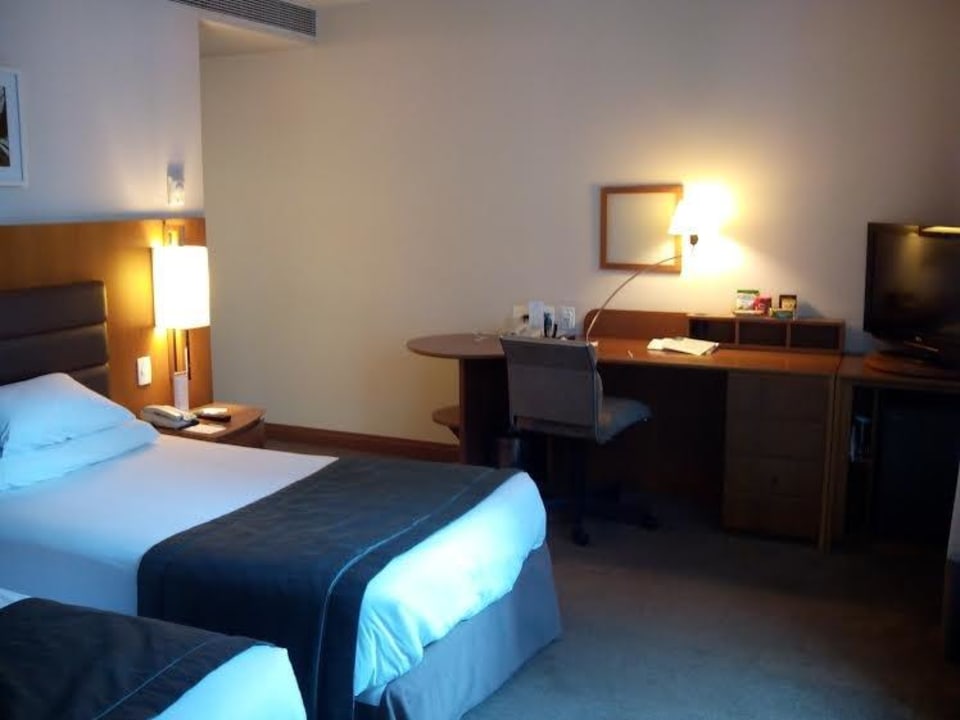 Cuarto: amplio confortável Hotel Meliá Paulista