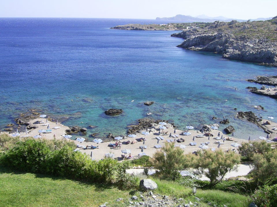 Blick vom Balkon zum Strand Hotel Kalithea Horizon Royal