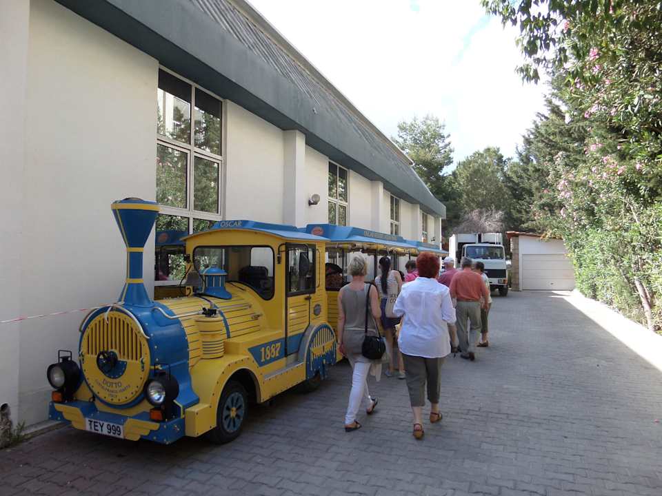 Bimmelbahn vom Hotel Oscar Resort Hotel