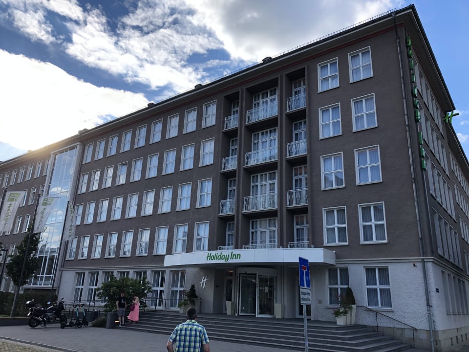 Außenansicht Holiday Inn Dresden - Am Zwinger