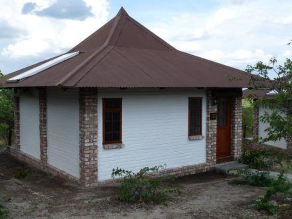 Unser Bungalow Etosha Safari Lodge