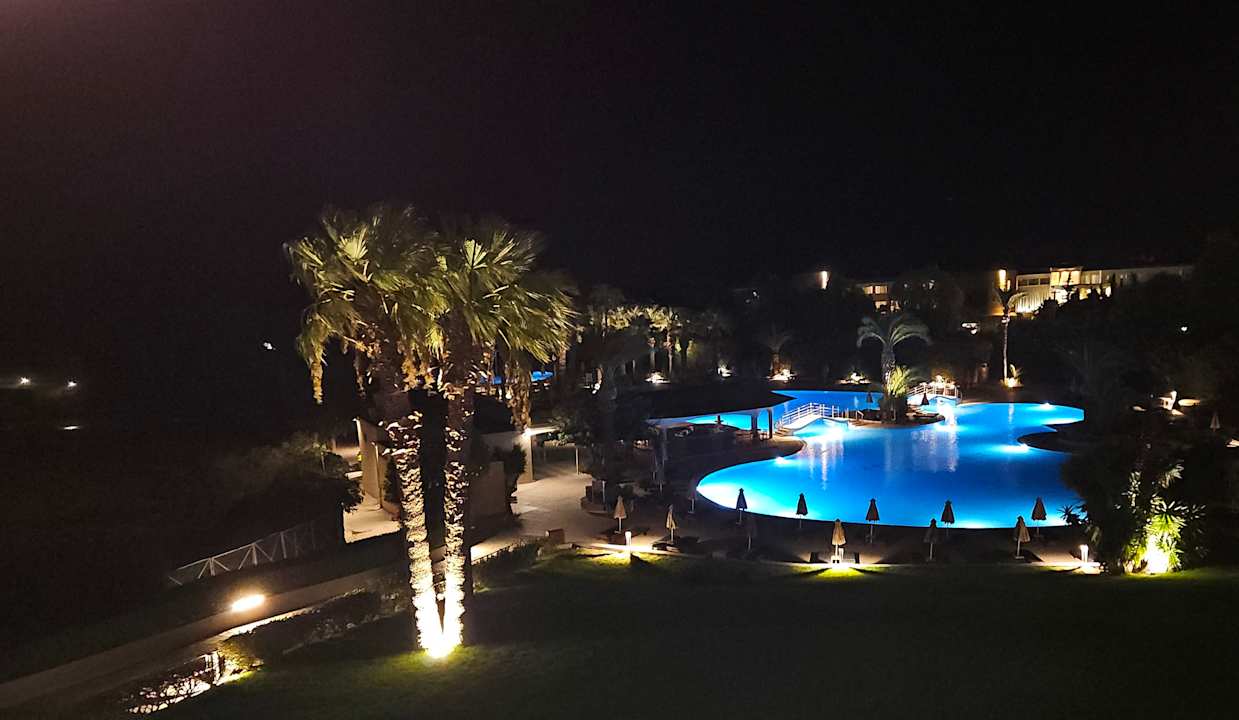 Pool Kresten Palace Hotel