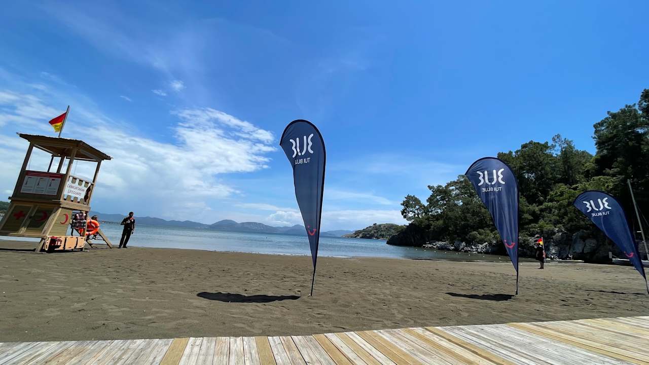 Strand TUI BLUE Seno - Adults Only