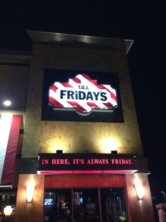 Holiday Inn Orlando across Universalstudio / TGIF Holiday Inn Hotel & Suites Across From Universal Orlando