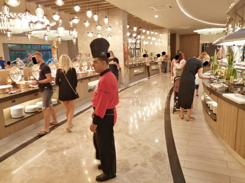 Gastro Royal Wings Hotel