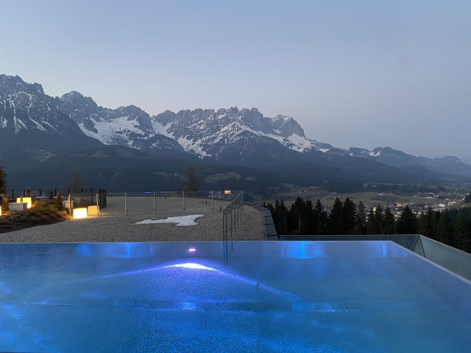 Pool Hotel Kaiserhof