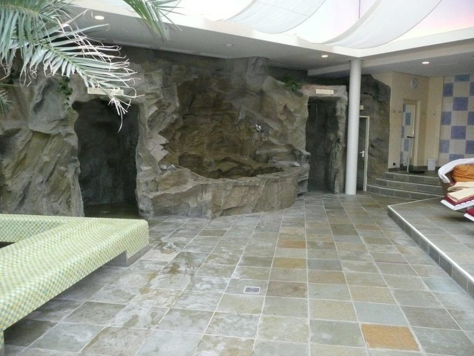 Duschen in der Sauna Landschaft Hotel Freizeit In