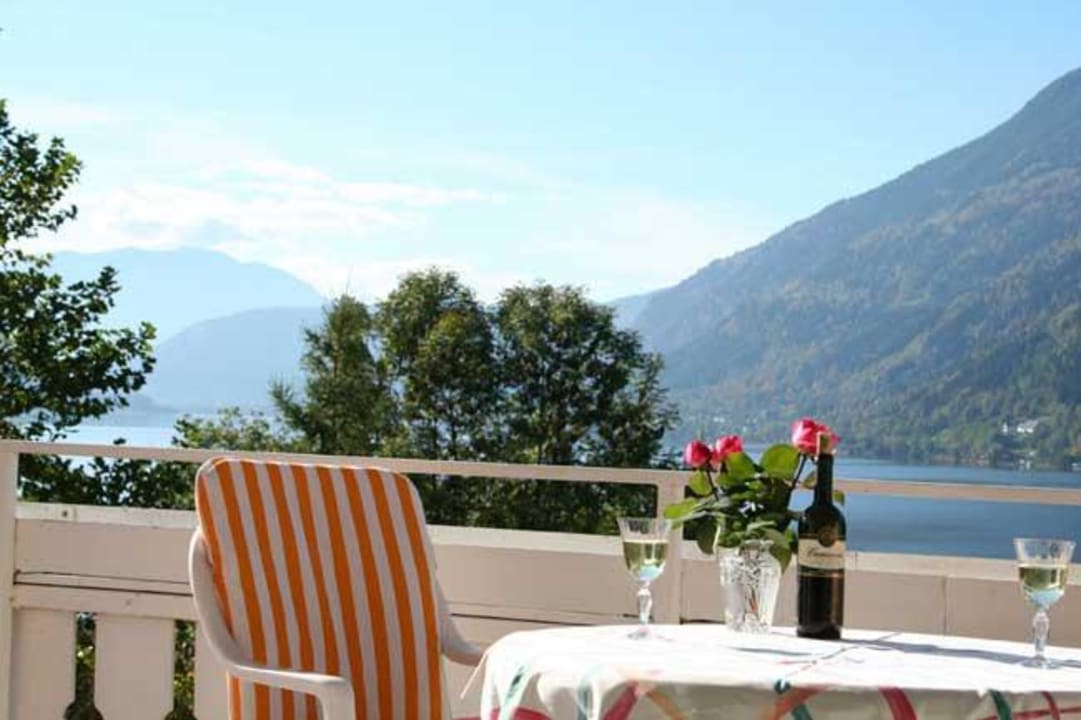 Balkon oberes Haus Appartementhaus Karantanien