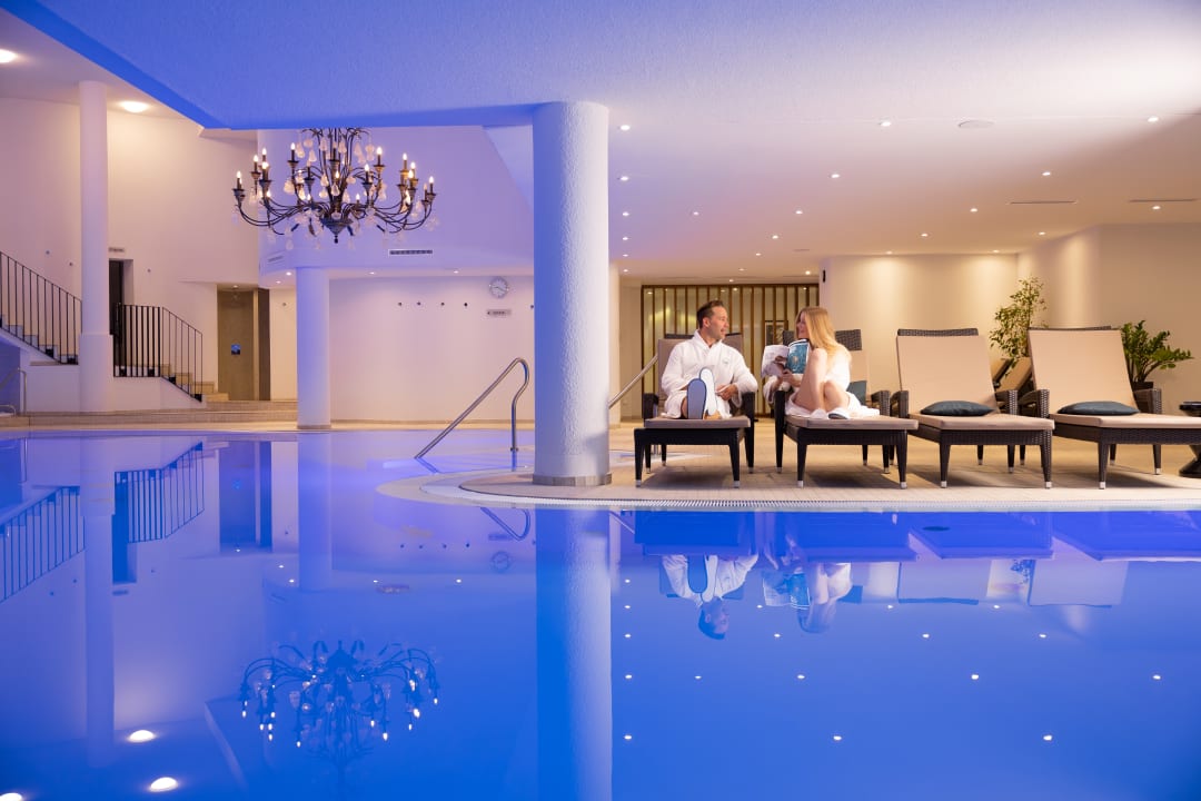 Pool Walliserhof Grand-Hotel & Spa