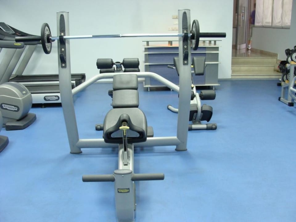 Gepflegter Fitnessraum im Hotel Soline Bluesun Hotel Soline