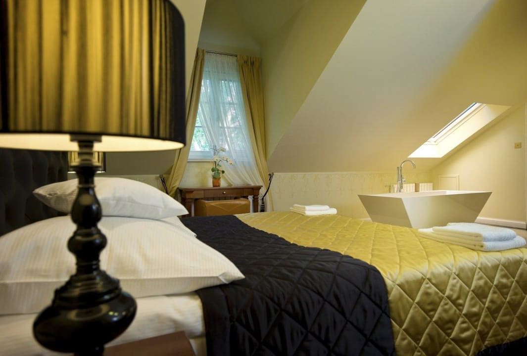 Apartament Carski Hotel Dwór w Zabużu