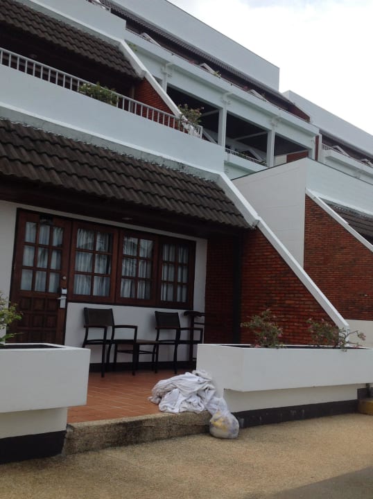 Schmutzige Wäsche vor dem Zimmer Best Western Phuket Ocean Resort