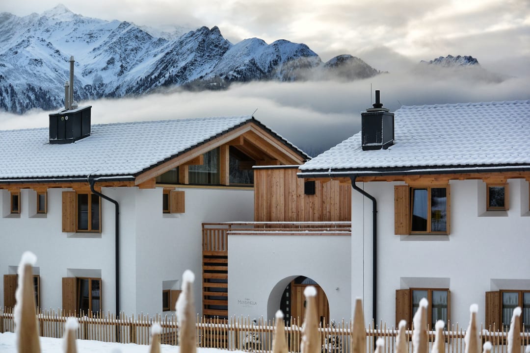 Außenansicht Chesa Muntanella - Chalet  Suites