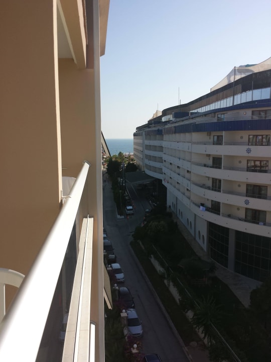 Meerblick.... und Hotels  Dizalya Palm Garden