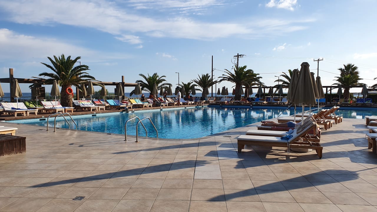 Pool Hotel Aphrodite Beach Club