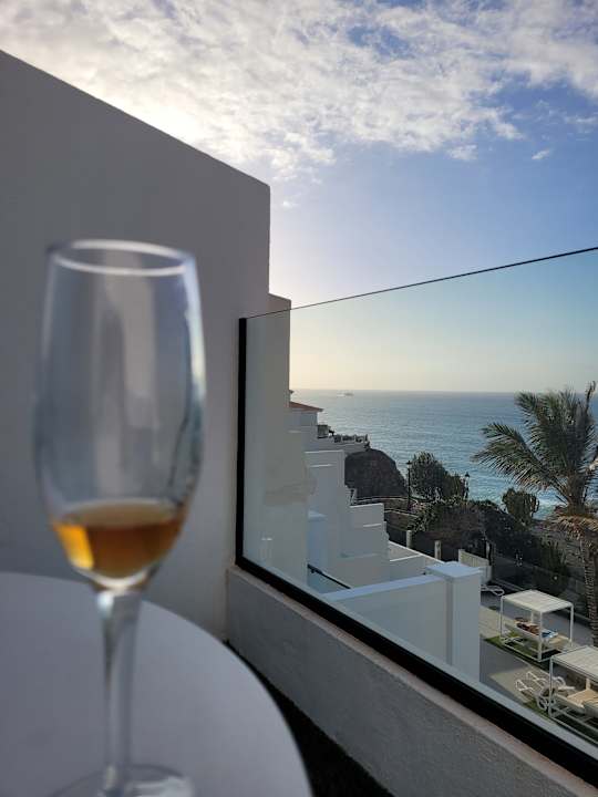 Zimmer Occidental Roca Negra