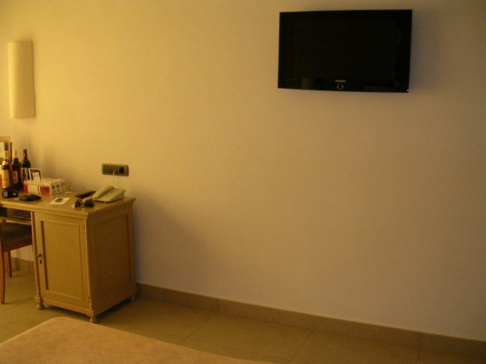 Hotelfernseher Adrián Hoteles Colón Guanahaní - Adults only