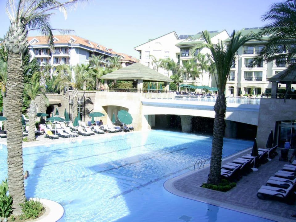 Pool Dobedan Beach Resort Comfort