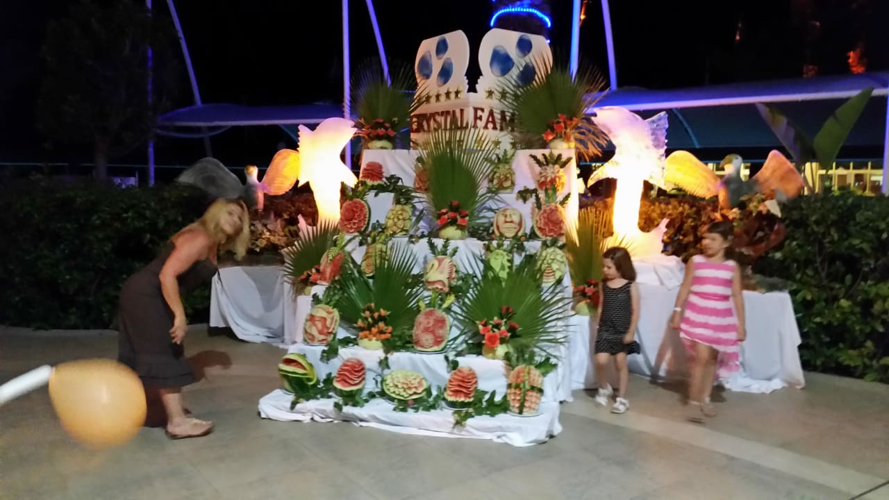 Melonen show Crystal Family Comfort Collection