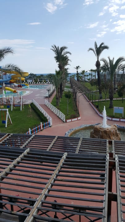 Gartenanlage Hotel Turan Prince