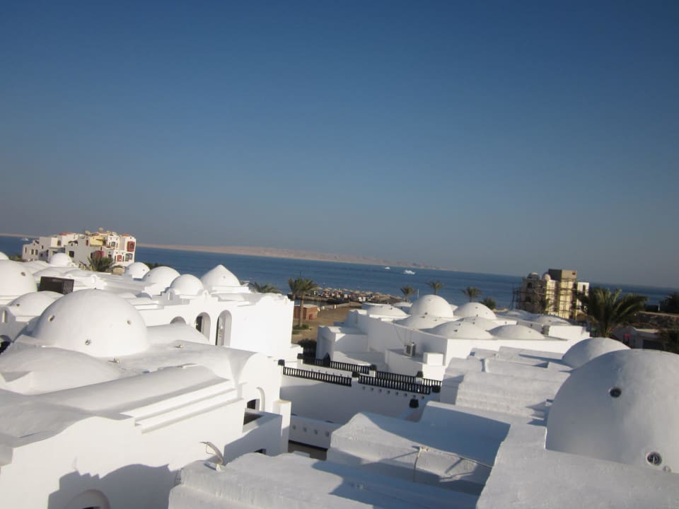 Über den Dächer der Anlage Arabella Azur Resort