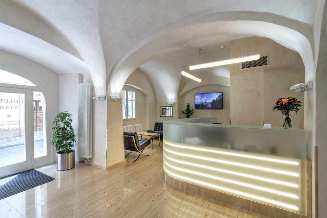 Lobby Hotel Golden Star